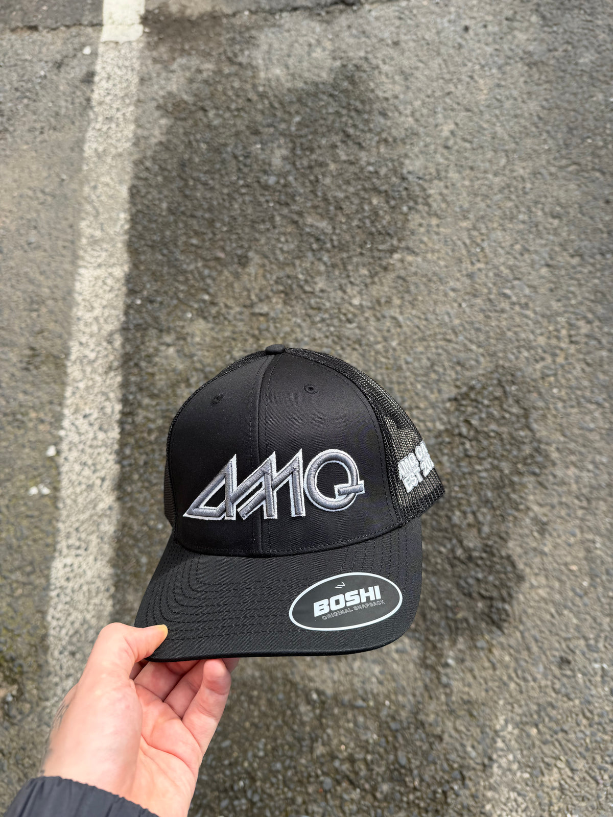 Smoke Grey / Black Cap