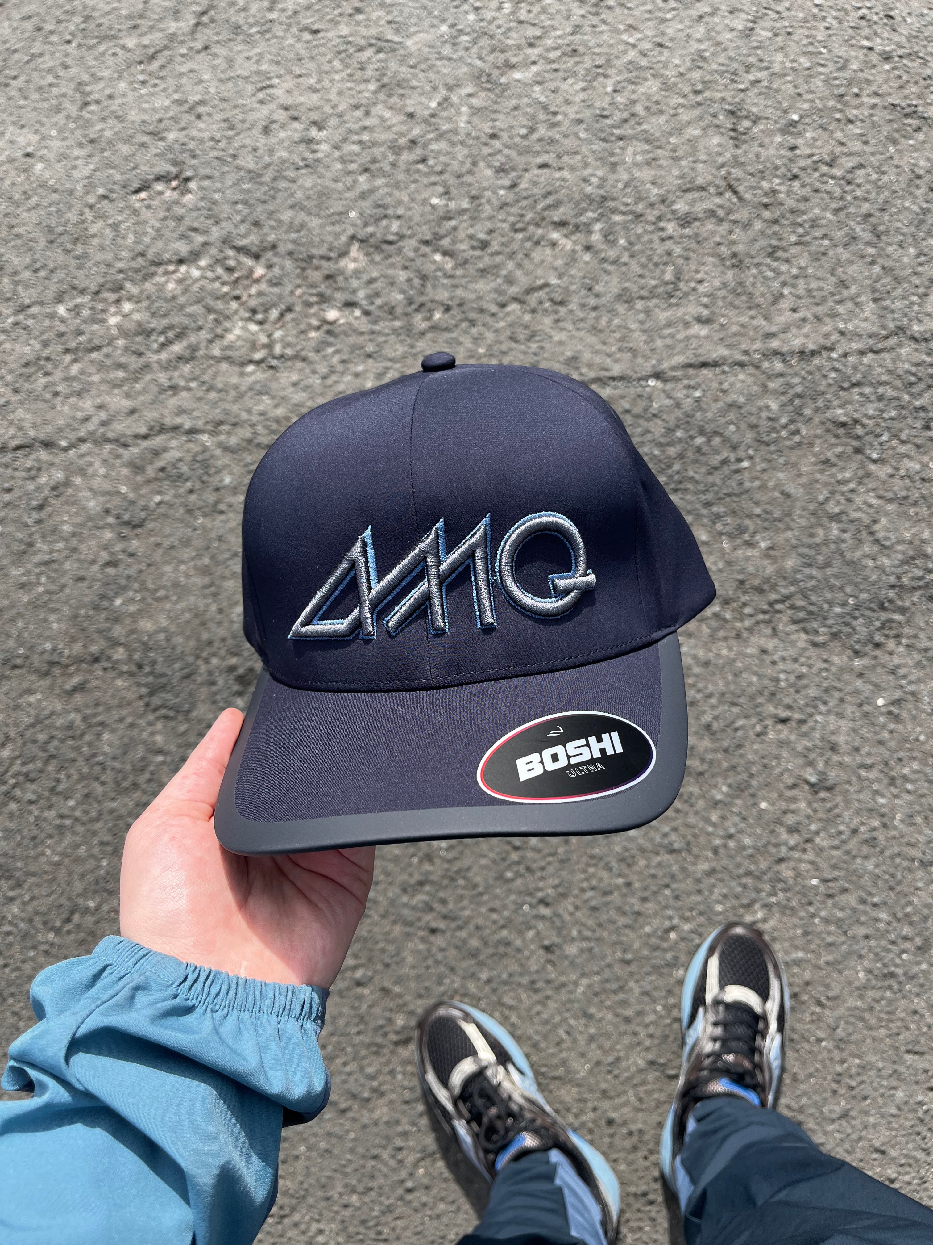 Navy Privé ultra performance cap