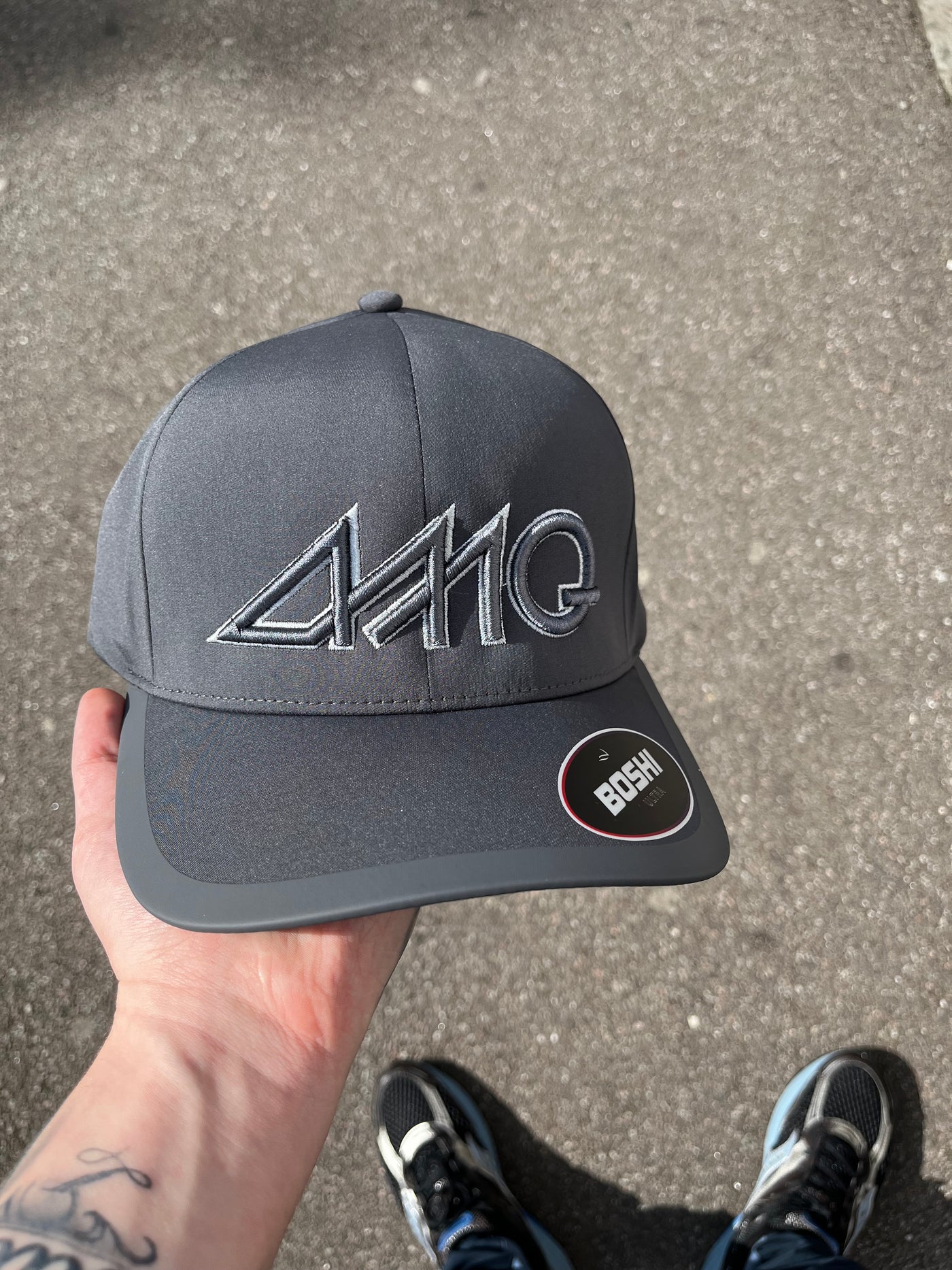 Velocity Noir ultra performance cap
